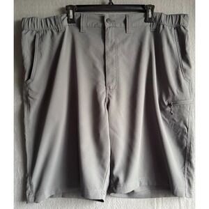Wrangler Shorts Men Size 44 Gray Pockets Elastic Waist Chino Performance Casual